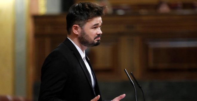 El diputado de ERC Gabriel Rufián, durante su intervención en el pleno del Congreso de los Diputados. EFE/Juan Carlos Hidalgo