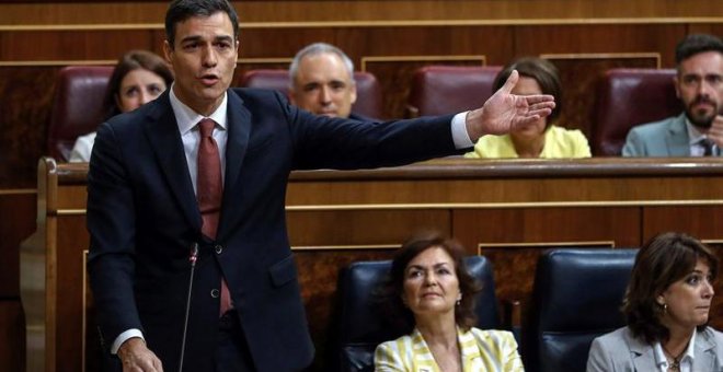 El presidente del gobierno Pedro Sánchez, durante su intervención en la sesión de control en el Congreso de los Diputados. - EFE