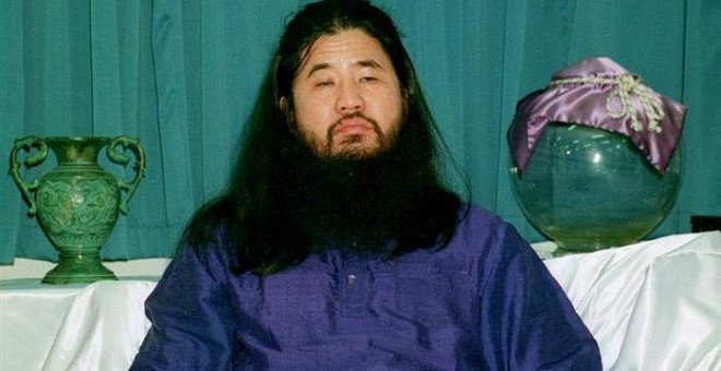 Fotografía de archivo, del 25 de octubre de 1990, de Shoko Asahara, líder de la secta Verdad Suprema. (EFE)