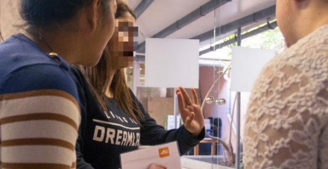 Usuarias del Centre Jove d'Atenció a les Sexualitats de Barcelona. / CJAS