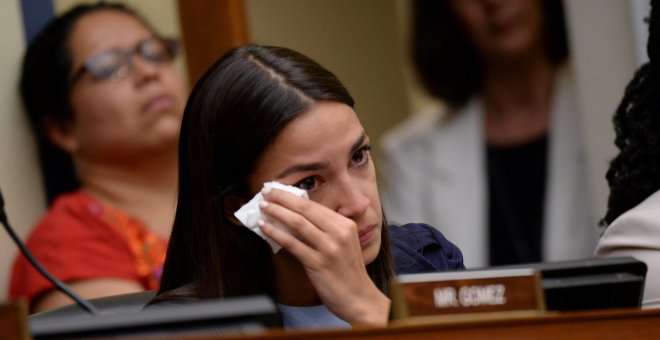 10. 07.2019. / Alexandria Ocasio-Cortez reacciona al testimonio de Yazmin Juarez, madre del bebé Mariee, que murió después de una detención en el ICE.REUTERS/Erin Scott