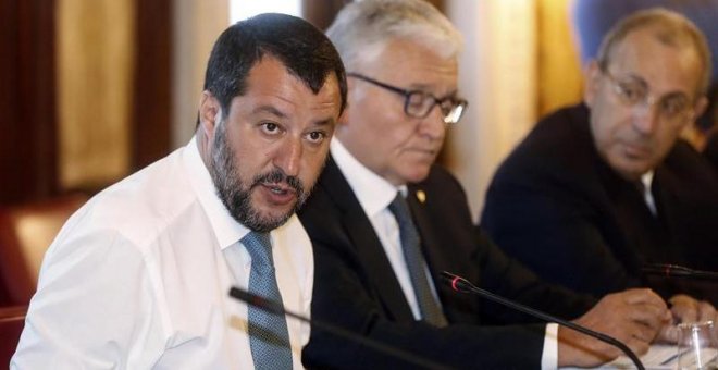Salvini junto al ministro de Interior. EFE/EPA/RICCARDO ANTIMIANI