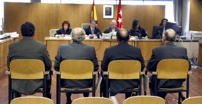 Vista del juicio a los cuatro mandos policiales durante el juicio el pasado mes de junio.