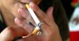 Hace medio siglo los fumadores consumían más tabaco que hoy. / EFE