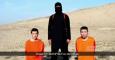 Imagen del vídeo difundido por el Estado Islámico en el que aparecen los dos rehenes japoneses