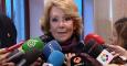 La presidenta del PP de Madrid, Esperanza Aguirre, ha señalado este lunes antes de un acto de precampaña en la localidad madrileña de Rivas-Vaciamadrid, que "los filtradores y los chismosos están hundiendo" al Partido Popular, tras las informaciones publi