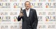 El actor Kevin Spacey ganador en los Premios Oliver en la Royal Opera House, Londres./ FE/EPA-HANNAH MCKAY