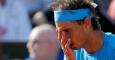 Nadal se lamenta durante el partido ante Djokovic. REUTERS/Vincent Kessler