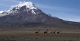 El Chimborazo saca 2.000 metros al Everest desde el centro terrestre.- REUTERS