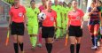 La colegiada Marta Huerta antes del comienzo de la semifinal de la Copa del Reina entre el Levante y el Barça.