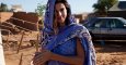 La actriz española Clara Lago en los campos de refugiados saharauis de Tinduf, Argelia.- ALBERTO SÁEZ SILVESTRE