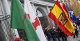 Unas 200 personas se han concentrado en la Plaza de Oriente de Madrid para recordar y homenajear a Francisco Franco cuando se cumplen 41 años de su muerte. EFE/Zipi