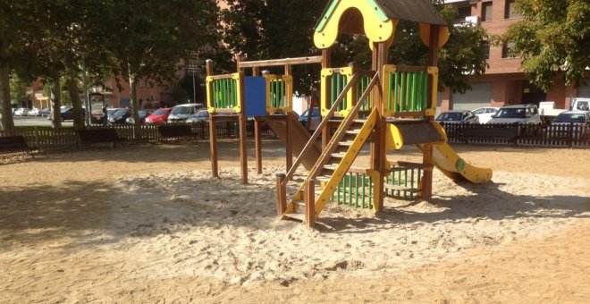 El ayuntamiento de Madrid renueva 33 áreas de parques infantiles / EFE