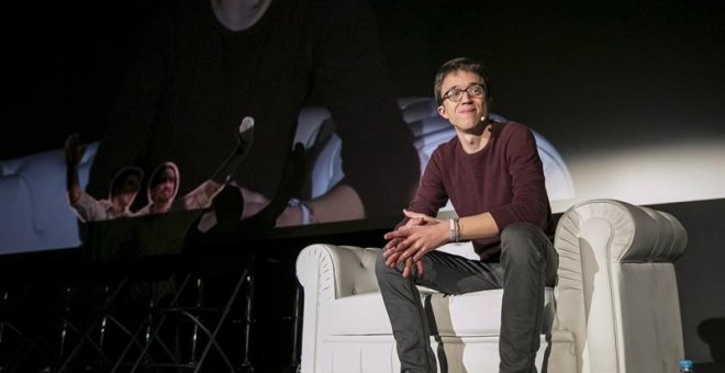 GRA128. MADRID, 04/02/2017.- El número dos de Podemos, Íñigo Errejón, durante la presentación de su candidatura para el Consejo Ciudadano Estatal en la asamblea de Vistalegre II, en un acto celebrado hoy en el Cine Palafox de Madrid. EFE/Santi Donaire