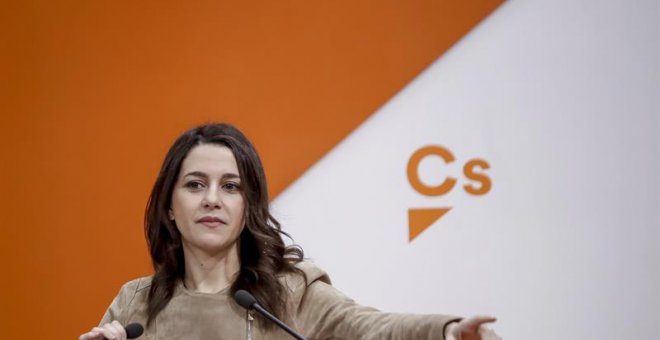 Inés Arrimadas, durante la rueda de prensa que ha ofrecido tras la primera reunión de la Ejecutiva Nacional. | EMILIO NARANJO (EFE)