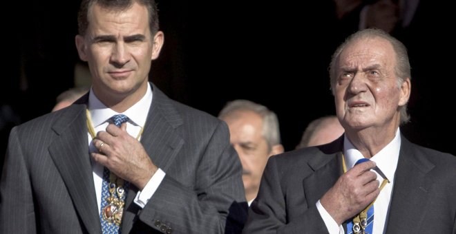 Felipe y Juan Carlos, en un acto en Madrid.