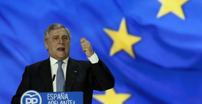 El presidente del Parlamento Europeo (PE), el conservador Antonio Tajani, durante su intervención en la segunda jornada del XVIII Congreso nacional del PP, en la Caja Mágica de Madrid. EFE/JuanJo Martín