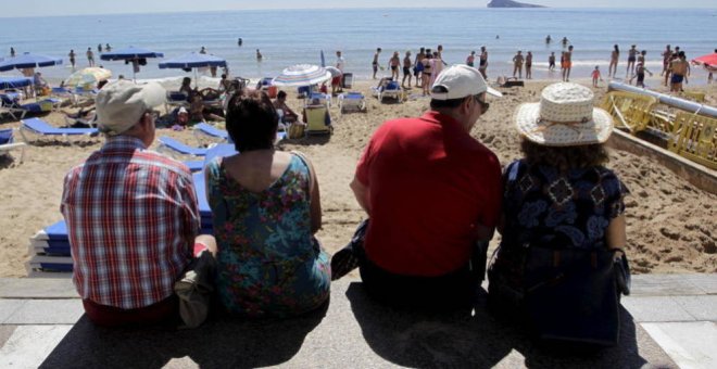 El INE mete miedo: habrá menos gente que cotice en 2029 y subirá el gasto en pensiones. EFE/Archivo