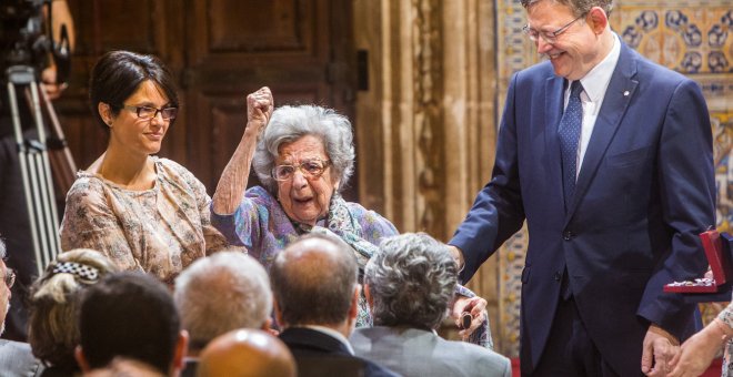 Alejandra Soler recibió la Alta Distinción de la Generalitat.- EFE