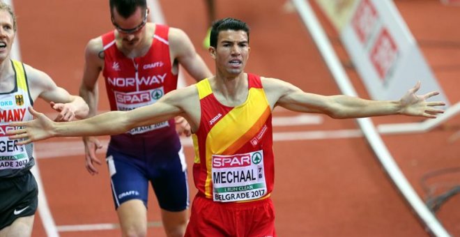 Adel Mechaal celebrando el oro en Belgrado.EFE/ KOCA SULEJMANOVIC