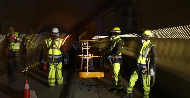 Un grupo de trabajadores en una obra subterránea en Madrid. E.P.