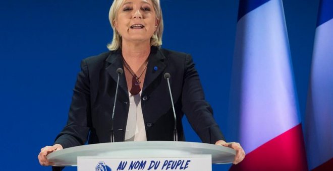 Marine Le Pen durante su discurso de anoche tras las elecciones presidenciales francesas. /EFE