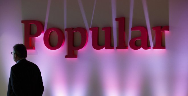 El logo del Banco Popular en la sede de la entidad. REUTERS