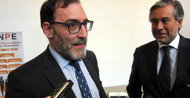 El juez de la Audiencia Nacional Eloy Velasco, y el magistrado Enrique López. E.P.
