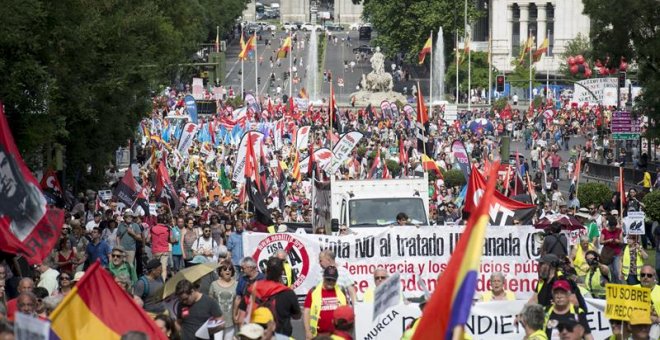 Marchas de la Dignidad que se están celebrando hoy en Madrid y que aglutinan a cuatro columnas procedentes de distintas partes de España, bajo el lema 'Paz, trabajo, techo e igualdad'. EFE/Luca Piergiovanni