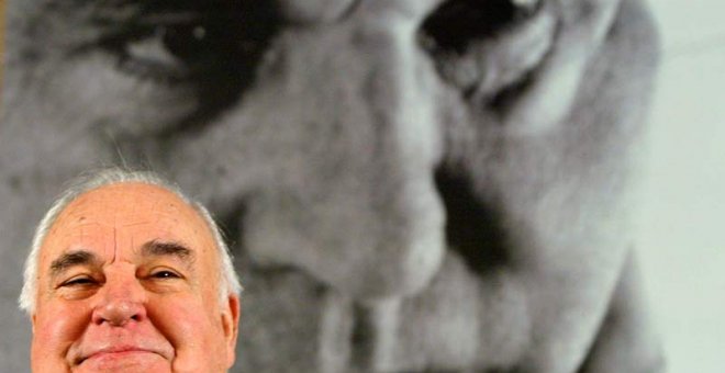Helmut Kohl el día que presentó sus memorias. | REUTERS