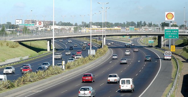 Autopista Buenos Aires-Luján, operada por Abertis.