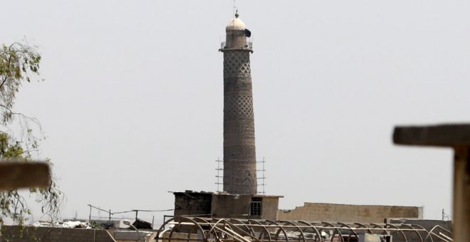 El minarete de la mezquita de An Nuri, en Mosul. REUTERS/Erik De Castro