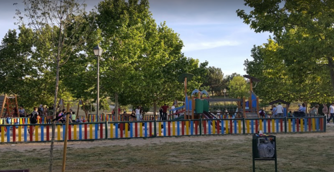 Una zona infantil en el parque Emperatriz María de Austria de Carabanchel.