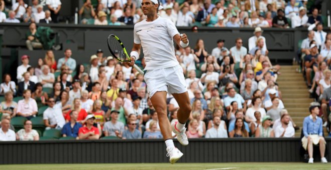 Nadal celebra su victoria ante Donald Young en Wimbledon. /REUTERS