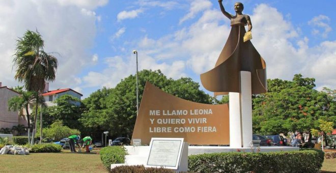 Monumento dedicado a Leona Vicario en Cancún.