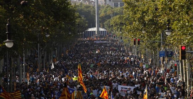 Gran marcha contra el terrorismo en Barcelona.EFE/Alberto Estevez