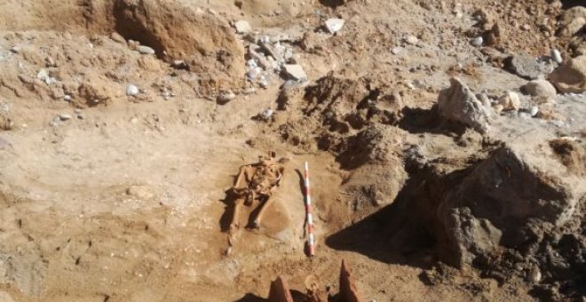 Confirman la existencia de una necrópolis romana en la playa de Sitges.