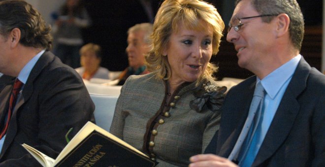 Alberto Ruíz Gallardón, presidente de la Comunidad de Madrid de 1999 a 2003, y Esperanza Aguirre, presidenta de 2003 a 2007 / Ayuntamiento de Madrid