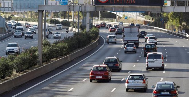 Madrid desactiva este domingo el protocolo anticontaminación tras cinco días con restricciones. EFE/Emilio Naranjo