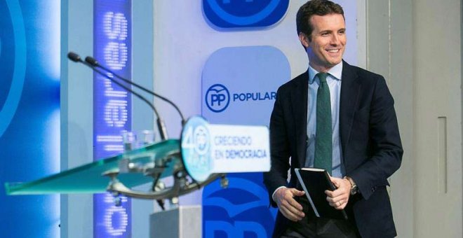 El vicesecretario general de Comunicación del Partido Popular Pablo Casado, durante la rueda de prensa ofrecida reunión del Comité de Dirección del Partido Popular. | TAREK MOHAMED (EFE)