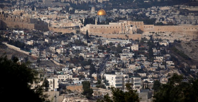 Vista de la ciudad vieja de Jerusalén y de la Cúpula de la Roca. REUTERS/Ronen Zvulun
