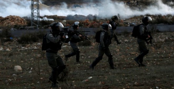Detenido un hombre por apuñalar a un guardia de seguridad en Jerusalén. REUTERS/Mohamad Torokman