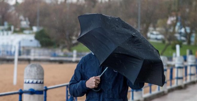 La borrasca Bruno ha provocado fuertes rachas de viento en gran parte de España. | ROMÁN G. AGUILERA (EFE)