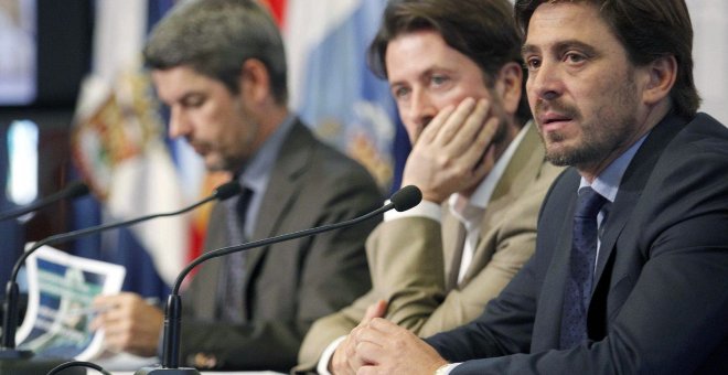 El presidente de Ashotel, Jorge Marichal, a la derecha. / CRISTÓBAL GARCÍA (EFE)