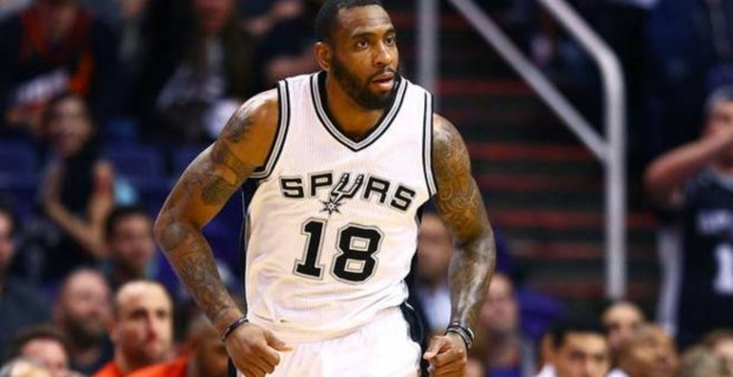 El exjugador NBA Rasual Butler .