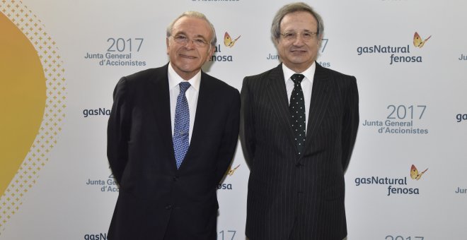 El presidente de Gas Natural Fenosa, Isidro Fainé, y el consejero delegado, Rafael Villaseca, antes de la última junta de accionistas de la energética.