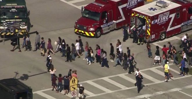 Un tiroteo en un colegio del sur de Florida deja numerosas víctimas. REUTERS