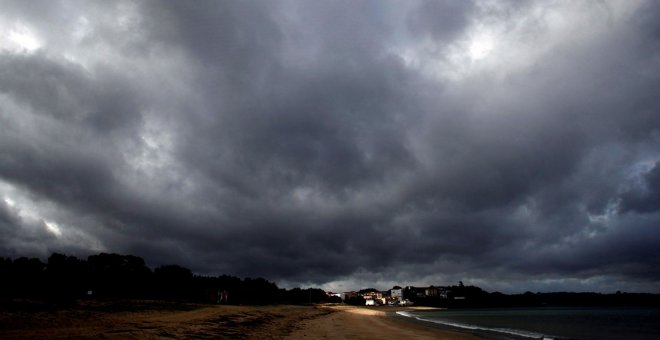 Galicia se prepara para la llegada de la borrasca 'Félix'.- EFE