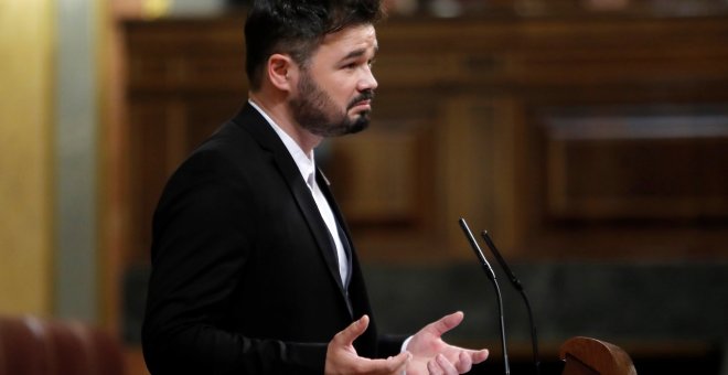 El diputado de ERC Gabriel Rufián, durante su intervención en el pleno del Congreso de los Diputados. EFE/Juan Carlos Hidalgo