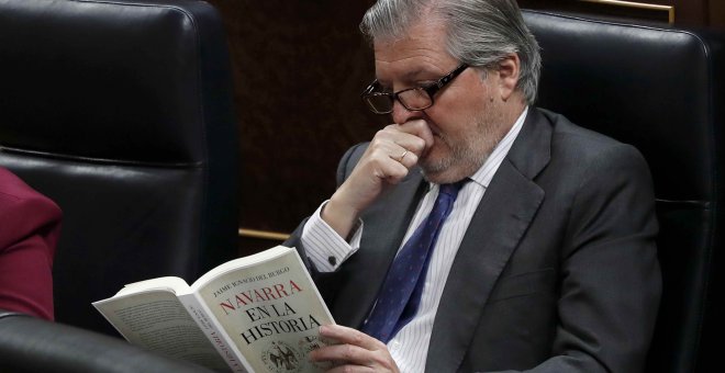 El ministro de Educación, Íñigo Méndez de Vigo, en el Congreso. / BALLESTEROS